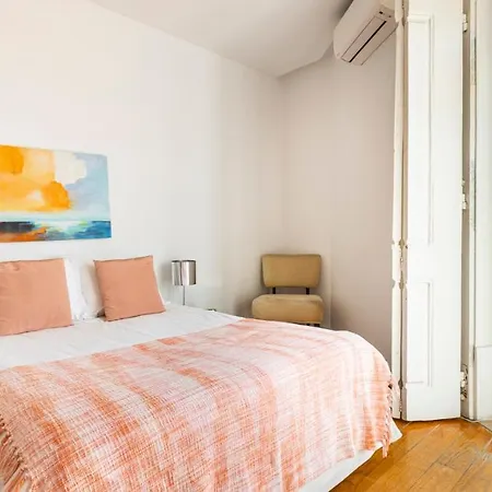 Apartamento Plum Guide - Tip Top Lisboa